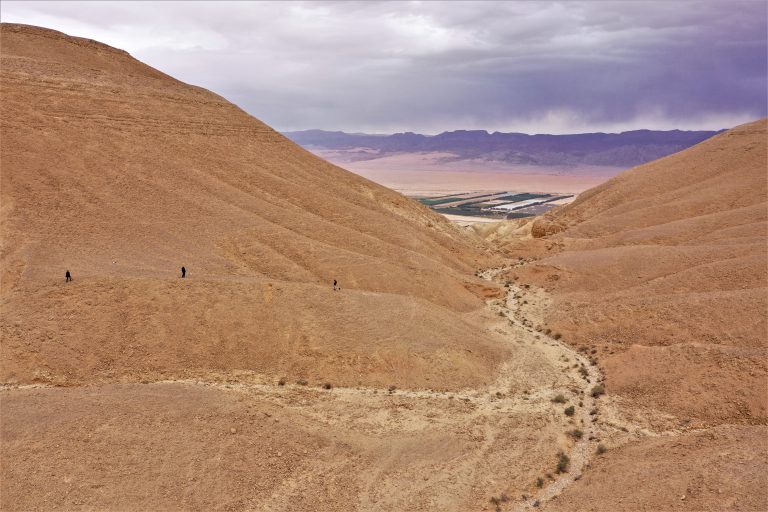 Press Release: New research reveals that the migration rate of drainage divides is not constant and depends on climate changes