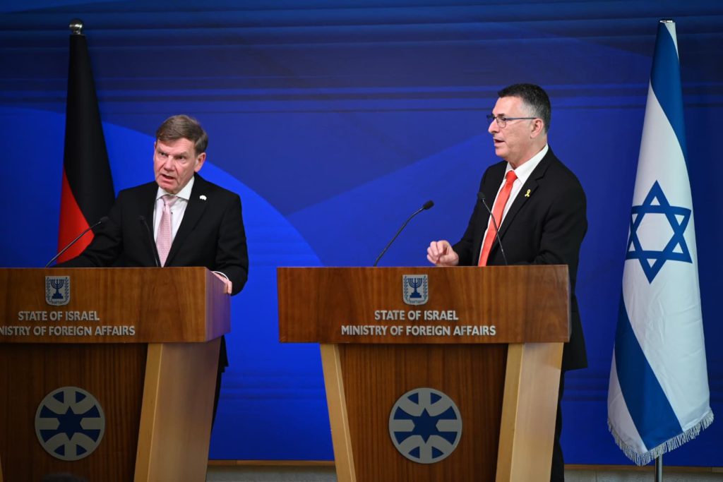 FM Sa’ar meets with German Foreign Minister Johann Wadephul