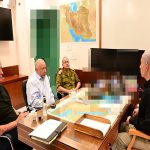 نتنياهو يلتقي غانتس وليبرمان