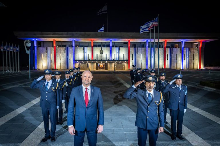 הודעת עיתונות: At the initiative of Speaker MK Ohana, Knesset building illuminated in red, white and blue as tribute to US President Trump for historic decision to destroy Iran's nuclear facilities