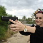 ارتفاع طلبات تراخيص الأسلحة في إسرائيل: أكثر من 400 ألف طلب منذ 7 أكتوبر