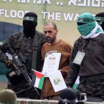 עדות חשובה ביותר": יומן ראשון של בן ערובה ישראלי יפורסם בעולם