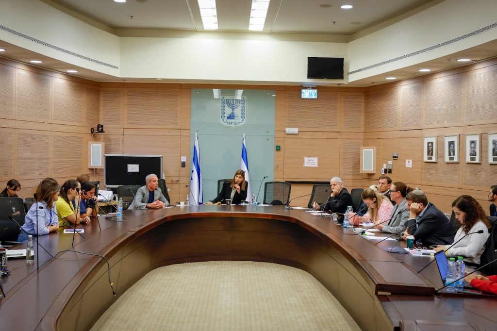 Foreign Affairs and Defense Committee holds quick debate on the topic of “Lack of proper fortification for IDF soldiers in active warfare theaters”