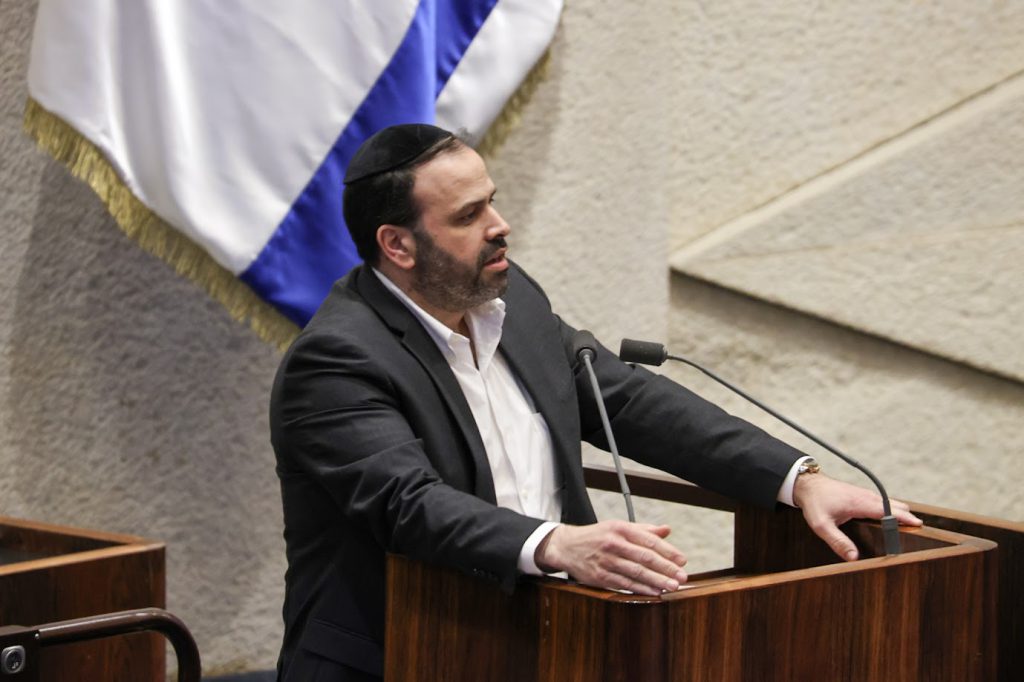 Approved in final readings: Compensation plan for small and medium businesses harmed as a result of Operation Rising Lion