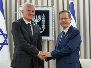 President Herzog receives the diplomatic credentials of new ambassadors from Poland and Malta.