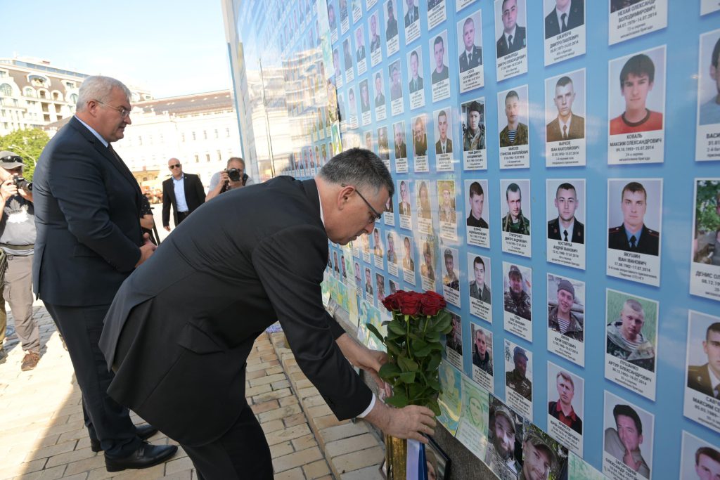Israeli Foreign Minister Condemns Russia for First Time Since War in Ukraine