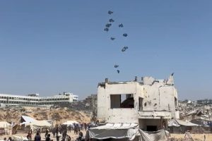 Netanyahu: Israel Will Allow Only ‘Minimal’ Humanitarian Aid to Gaza
