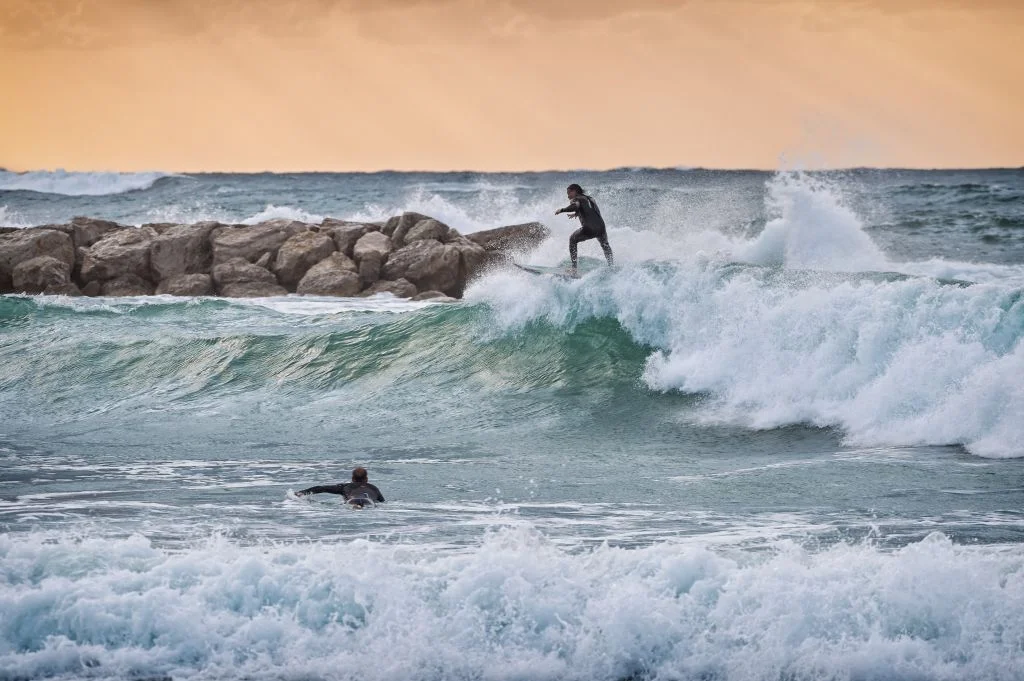 Israel Braces for Heatwave, Abnormal Humidity