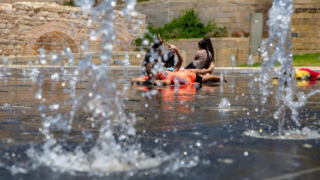 Israel Issues Health, Safety Alerts Ahead of Upcoming Heat Wave