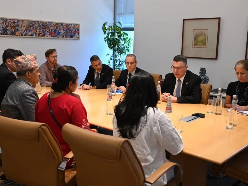 FM Sa’ar meets with the family of hostage Bipin Joshi