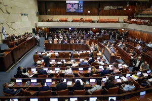 Принят в окончательном чтении: Законопроект о дополнительном бюджете на 2025 год; Расходы правительства увеличатся примерно на 30,8 миллиарда шекелей