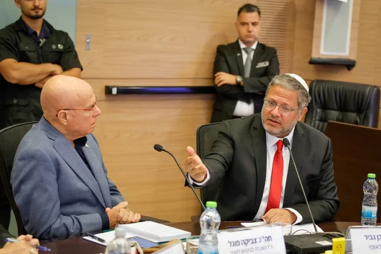 Politics: National Security Committee approves death penalty for terrorists bill for first reading