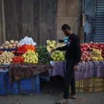 Грузовики с гуманитарной помощью захвачены или остановились: Газа борется несмотря на перемирие