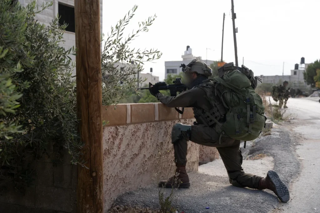 15 Palestinians Arrested Over Terror Incitement Before Prisoner Swap