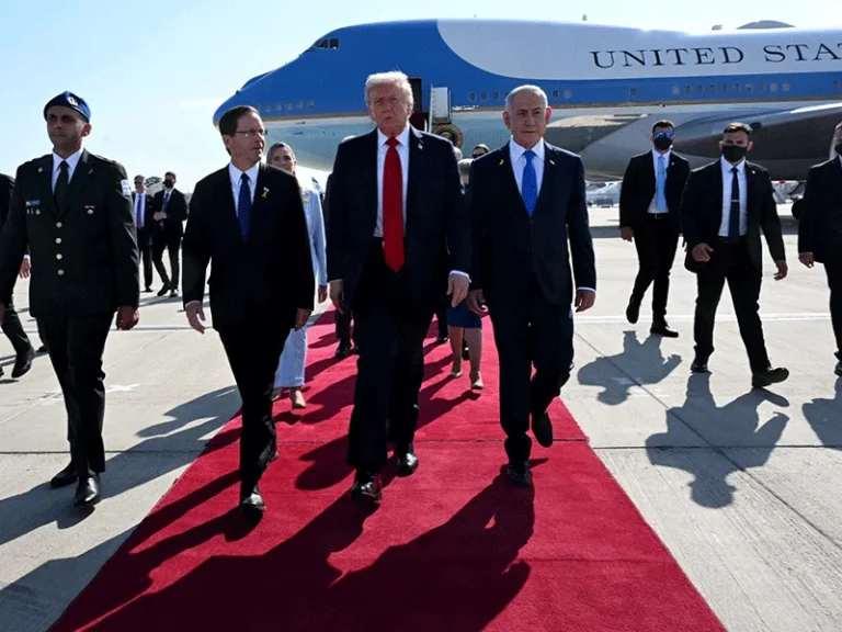 Israel Society: PM Netanyahu President Herzog and their Wives Welcoming US President Donald Trump