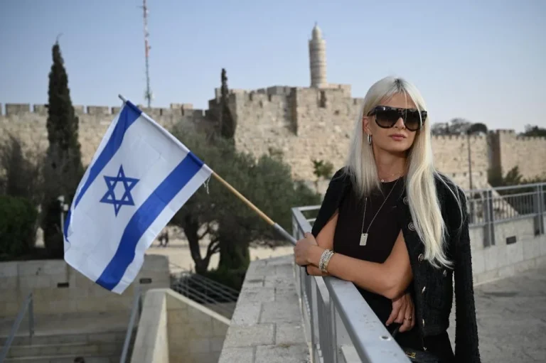 Здоровье: Я рисковала своей карьерой», чтобы высказаться за Израиль, говорит канадская модель