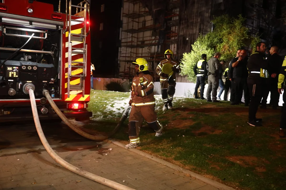 Beer-Sheva Fires Spark Arson Probe After Night of Rescues