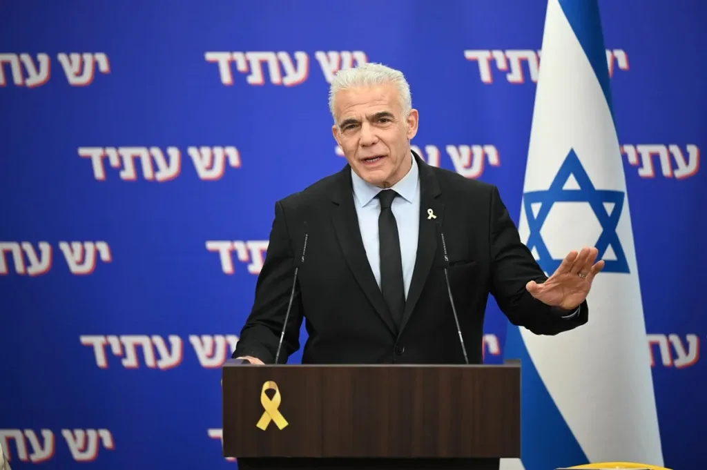 Lapid Seeks Knesset Approval of Trump Plan, Putting Netanyahu Coalition on Spot