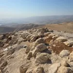 Israeli Archaeologists Uncover Remains of Dramatic Mountaintop Royal Palace