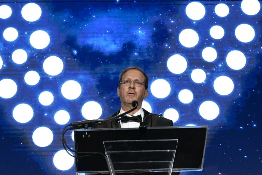 Politique: Le président israélien critique le maire élu de New York, Mamdani, et met en garde contre la montée de l’antisémitisme