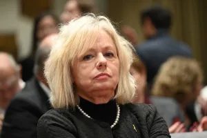 La Haute Cour de justice israélienne annule la tentative du gouvernement de révoquer le Procureur général