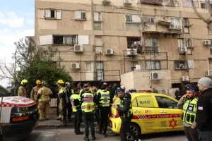 عشرات الرضع في المبنى”: 55 طفلاً في المستشفى بعد تسرب غاز مشتبه به