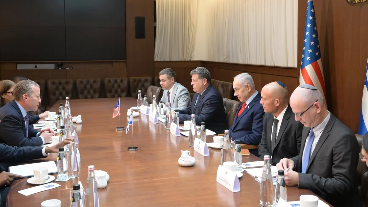 Ra'iisul Wasaare Binyamiin Netanyaahu oo la kulmay Xildhibaan Maraykan ah, Josh Gottheimer