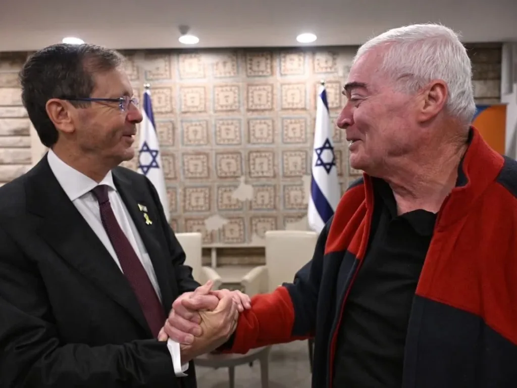 Le président reçoit des prisonniers libérés des guerres d&rsquo;Israël