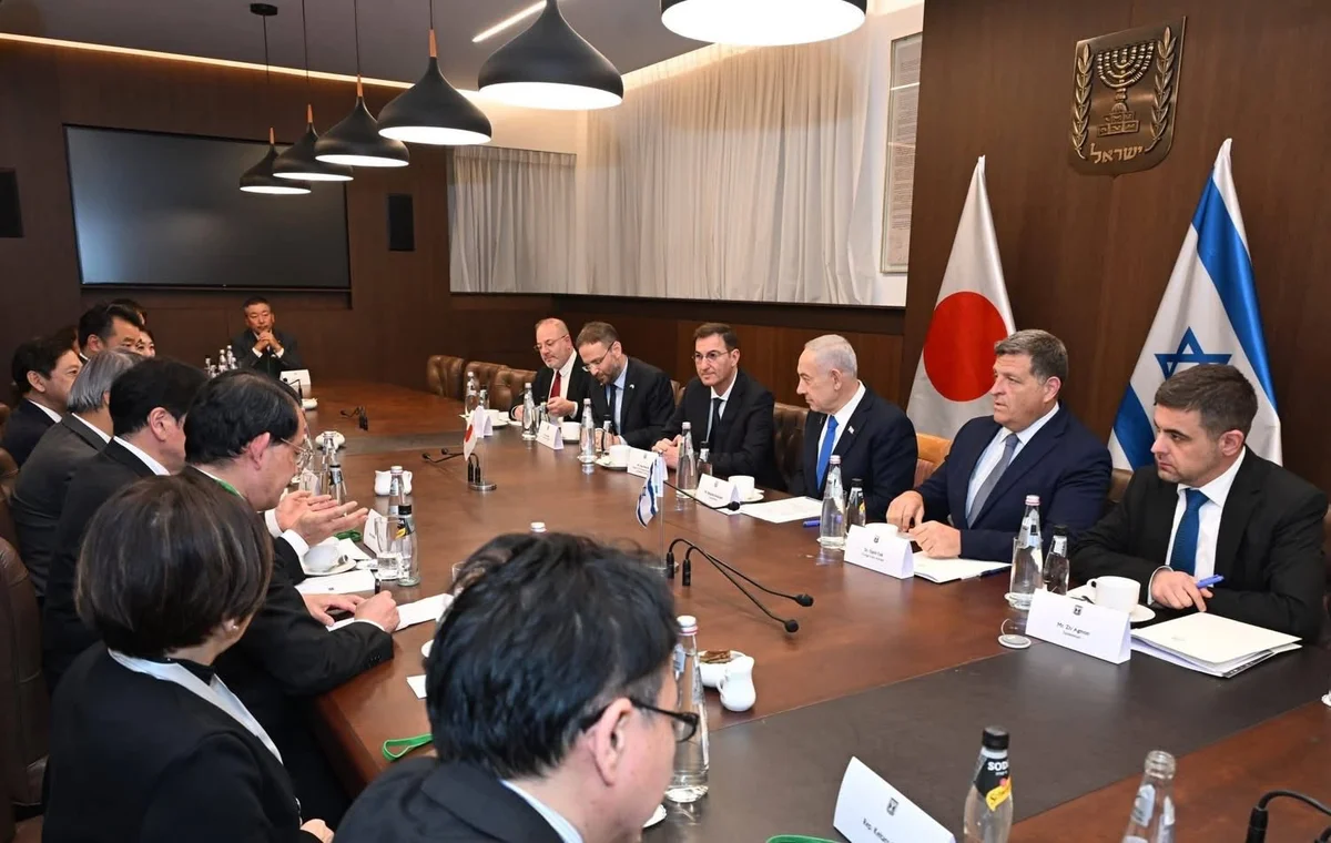 ראש הממשלה נתניהו נפגש בלשכתו בירושלים עם משלחת חברי פרלמנט מיפן