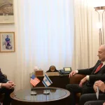 Нетаниягу встретился с председателем Комиссии по ценным бумагам США Полом Аткинсом