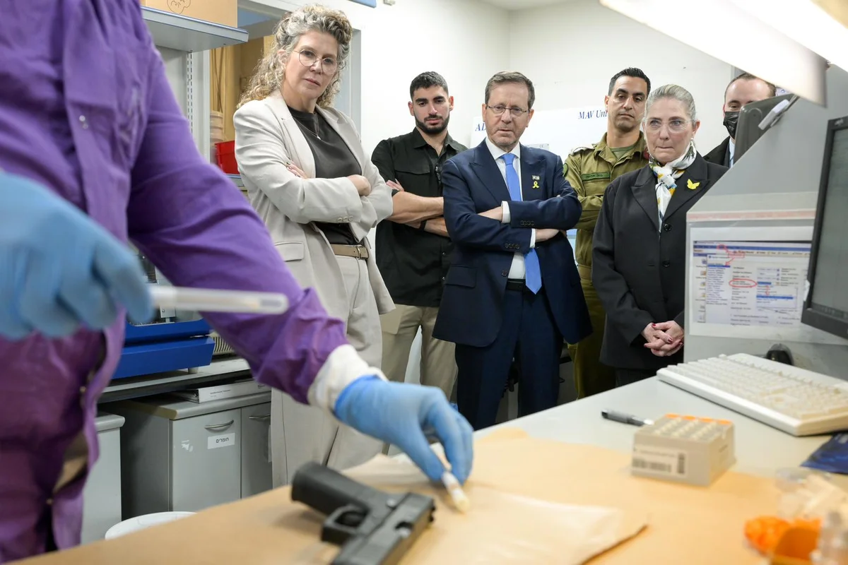 President visits national forensic medicine center