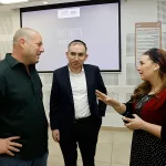 مسؤولون في “ماؤوز” يلتقون مدير الوزارة