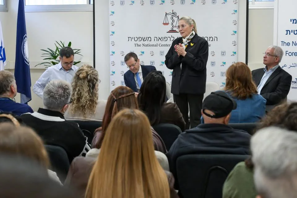 ביקור במרכז הלאומי לרפואה משפטית באבו כביר