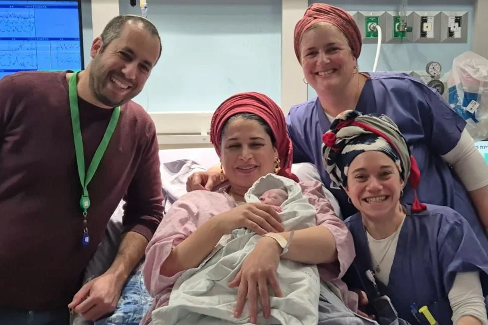 Israel Begins 2026 With Midnight Birth and Dozens of Emergency Calls