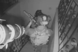 Booliska Israa’iil oo qabtay nin Falastiini ah oo lagu tuhmayo khiyaamo $950,000 ah oo ka dhacday suuq online ah