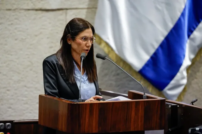 Two bills for commemoration of the October 7 events approved in first reading