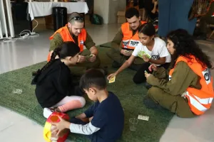 246,000 Qof, Ma Jiro Khariidad: Xaaladda Kacdoon ee Barakaca Israa’iil Xilliga Dagaalka