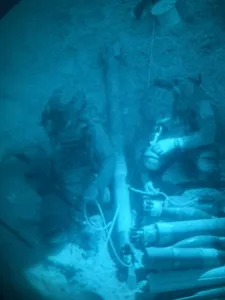 Mahigit 110 mortar shells at armas, natagpuan sa loob ng UNRWA humanitarian aid sacks.