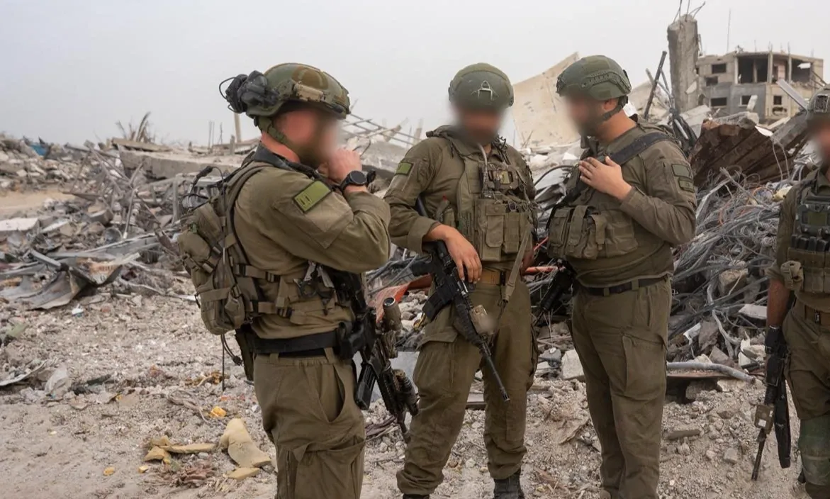 Инженерные войска ЦАХАЛ продолжают зачистку района «Желтой линии».