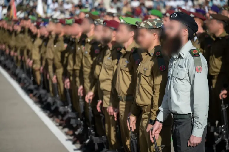 الأمن: حفل تخريج الدورة 74 لضباط القتال