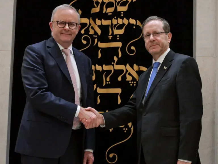 المجتمع الإسرائيلي: الرئيس هرتسوغ يحضر خدمة تأبين “بوندي تشاباد” مع رئيس الوزراء الأسترالي ألبانيز