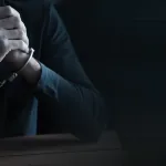 Dacwad loo soo oogay deggane Sderot oo isku dhacay mooto-baaskiil oo rakaashkeeda ku eryaday mindi