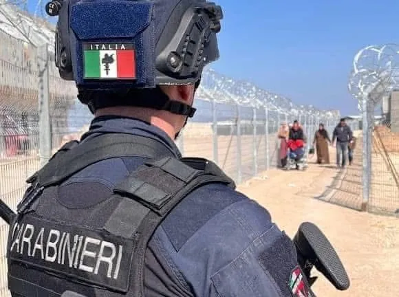 Xarunta Kala-guurka Rafax oo Dib loo Furay Imtixaan Hawleed, Dadka oo La Filayo inay Gudbaan Isniinta