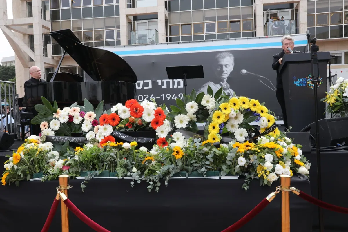 ‘Thanks to His Melodies, We Learned What Love Is’: Israelis Pay Last Respects to Matti Caspi