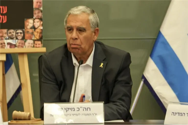 الاقتصاد: مناقشة تقرير مراقب الدولة حول تعامل الحكومة مع الاستيراد: “السوق متركز ولا تصل التخفيفات للمستهلك” | رئيس اللجنة بالنيابة، عضو الكنيست ميكي ليفي: “القدرة الشرائية للإسرائيلي تآكلت بنسبة 300% مقارنة بالعالم؛ من المستحيل أن تبقى الإصلاحات حبراً على ورق