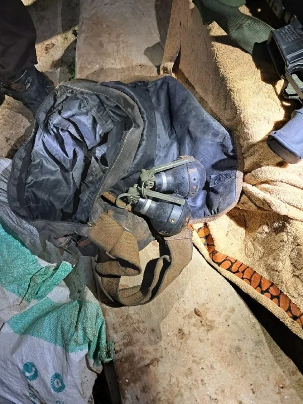 10 Xubnood oo ka tirsan Xamaas ayaa lagu soo oogay dacwooyin ku saabsan weeraro iyo qorshe afduub