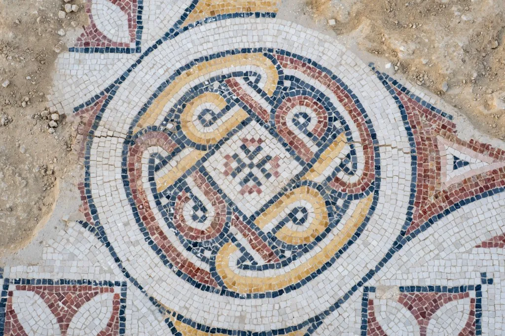 Dhul-yaqaanada oo Kiciyay Kaniisad Xilligii Byzantine Ah oo Ku Taalla Negev-ka Israa’iil