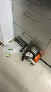 אשקלון: גבר נעצר עם מסור חשמלי, סמים הוחרמו