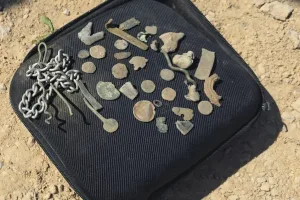 Caught Red-Handed: Israeli Antiquities Thieves Nabbed as Missiles Fly Overhead