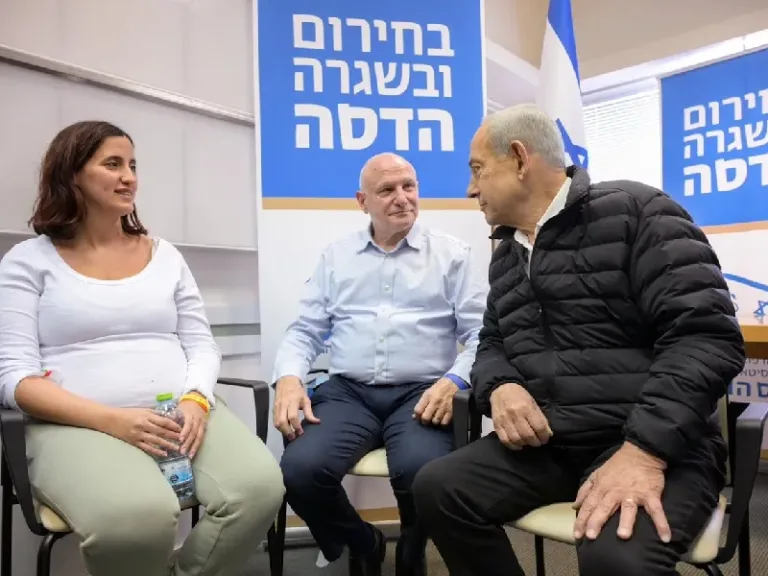 PM Netanyahu visits the wounded in Beit Shemesh at Hadassah Ein Kerem Hospital